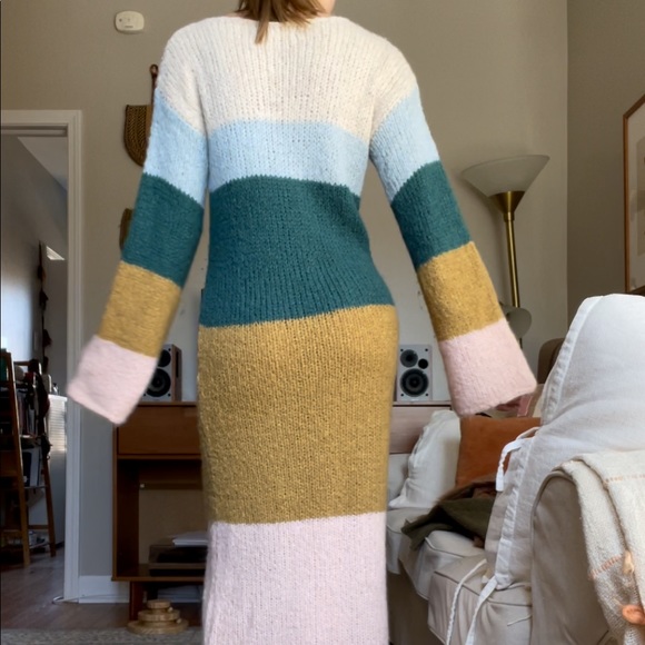 Long Sleeve Sweater Dress with Bell Sleeves - Picture 4 of 7